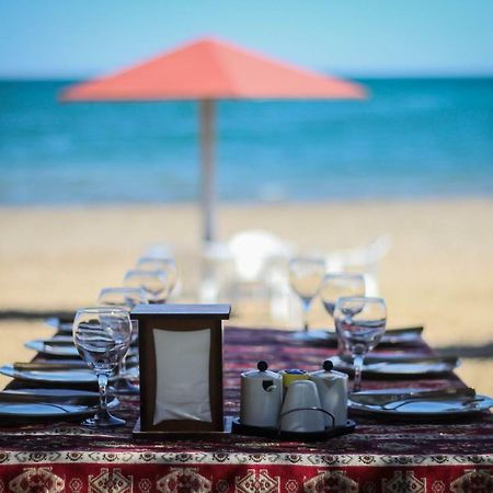 Mavi Dalga Beach Hotel Lokbatan Buitenkant foto